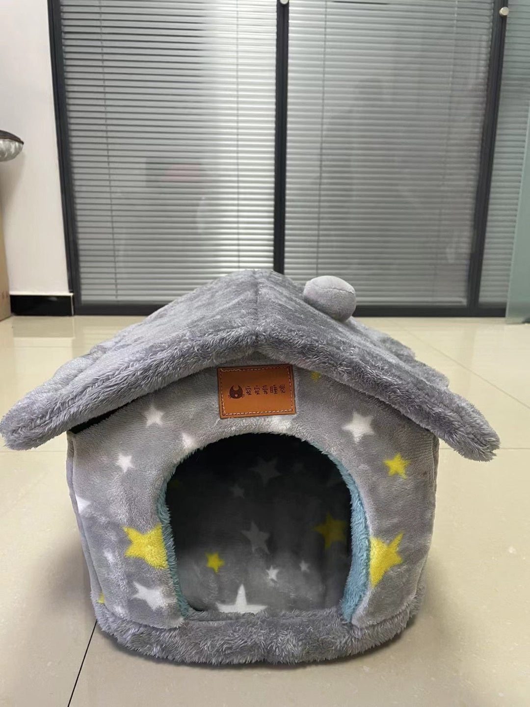 Provide Your Pet a Cozy Retreat with Our Foldable Dog House! - Pet Paws